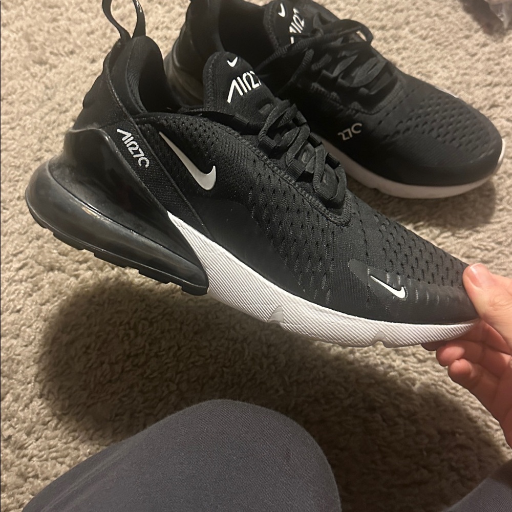 Nike Air Max 270 Black and White Sneakers - Picture 4 of 6